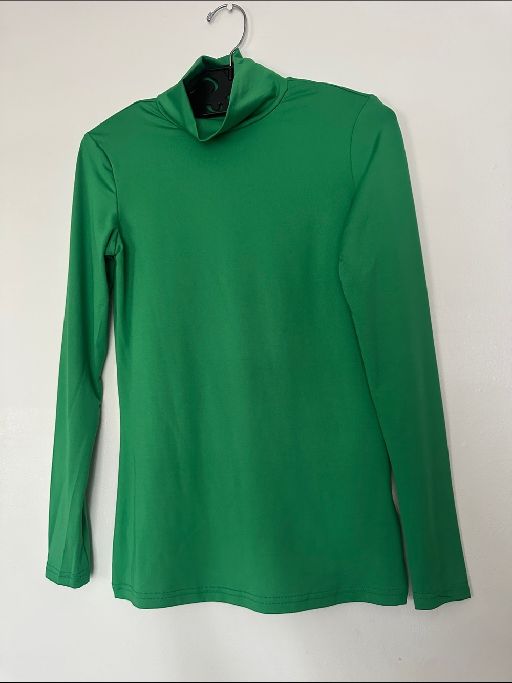 Women’s Green Long Sleeve Mock Neck Top